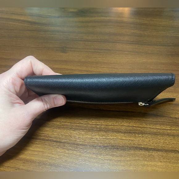Kate Spade Saffiano Leather Black Wallet - Picture 4 of 10
